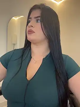 Snapshot of Kariina__69 chatting on October 11, 2025, 3:06 am Kariina 69 online show from October 11, 2025, 3:06 am