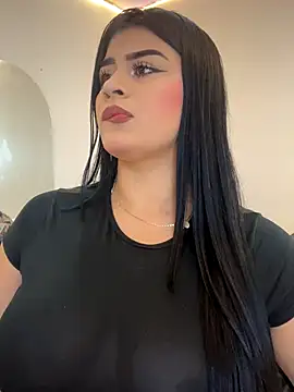 Snapshot of Kariina__69 chatting on October 15, 2025, 3:17 am Kariina 69 online show from October 15, 2025, 3:17 am