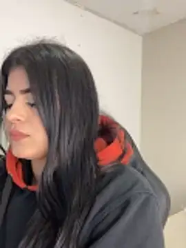 Snapshot of Kariina__69 chatting on November 13, 2025, 4:11 am Kariina 69 online show from November 13, 2025, 4:11 am