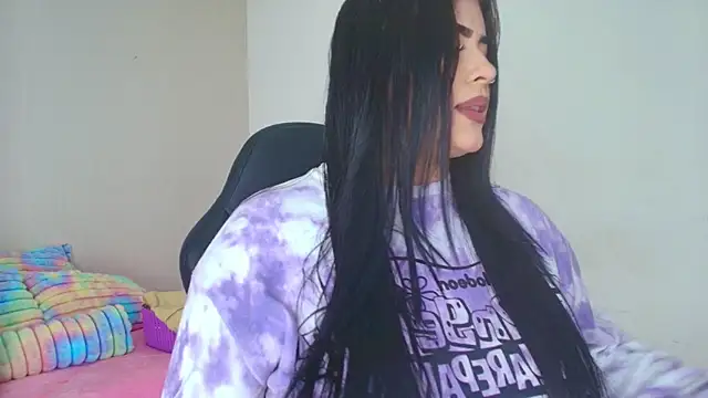 Kariina  69 online show from November 25, 2025, 2:22 am