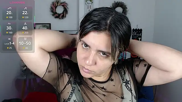 Isa-lox online show from October 17, 2025, 9:28 pm