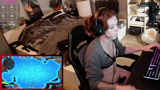 Horny Makima online show from October 9, 2025, 10:02 am