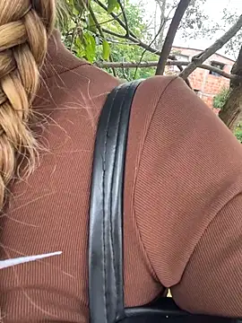 Baby  Otaku online show from March 30, 2026, 7:48 pm