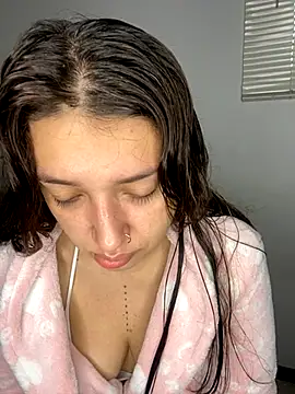 Mia  Gray online show from October 21, 2025, 3:24 pm