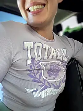 MeekyRich online show from April 9, 2026, 6:19 am