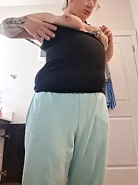 Snapshot of kinkikatie69 chatting on November 7, 2025, 2:22 am kinkikatie69 online show from November 7, 2025, 2:22 am