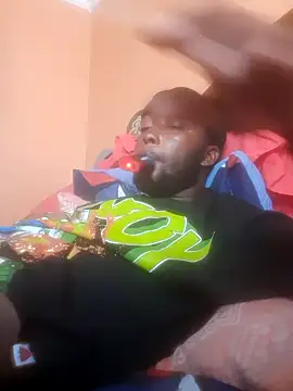 Snapshot of RearApiary chatting on December 15, 2025, 1:48 pm RearApiary online show from December 15, 2025, 1:48 pm