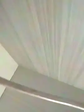 Snapshot of luuiss12 chatting on November 7, 2025, 6:02 am luuiss12 online show from November 7, 2025, 6:02 am