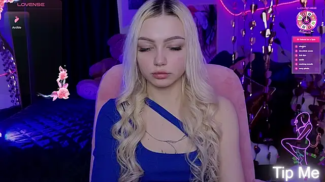 LinaLirian online show from March 12, 2026, 10:10 am