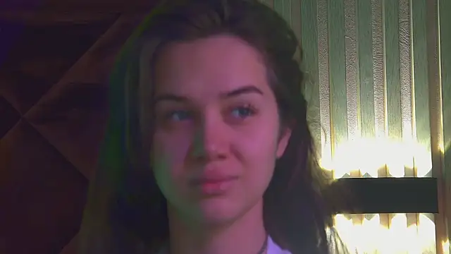 StacyHarland online show from October 12, 2025, 4:33 am