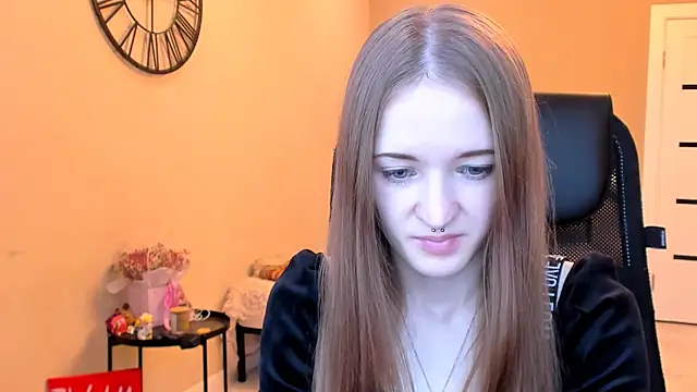 KateKayer online show from November 12, 2025, 11:10 am