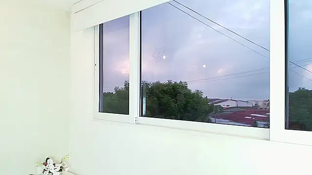  Victoria Collins online show from October 6, 2025, 10:56 am