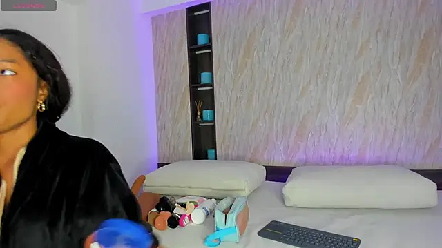 ciara blake online show from October 7, 2025, 7:44 pm