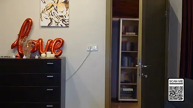 Wild Silk Desire online show from March 8, 2026, 4:55 pm