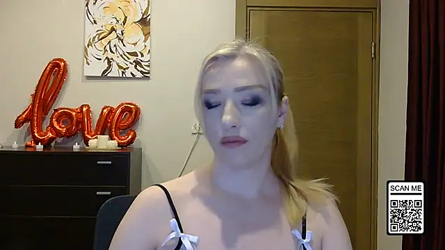 Wild Silk Desire online show from April 6, 2026, 5:25 pm