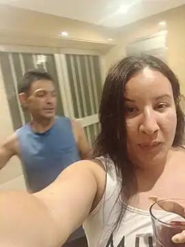 hotCOUPLEPETRA online show from July 30, 2026, 12:31 am
