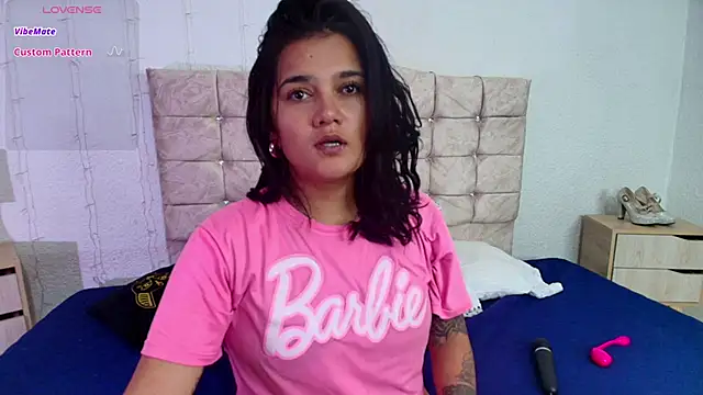 mia traveluxe online show from December 2, 2025, 4:29 am