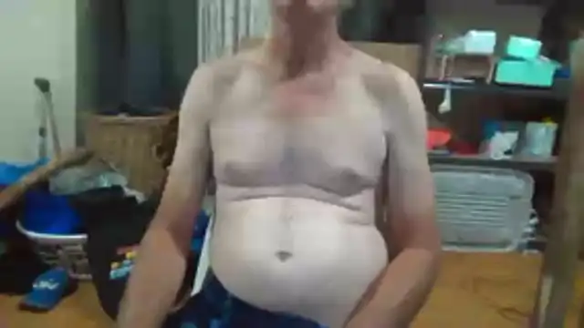 Lovyourpuss online show from December 20, 2025, 6:48 pm