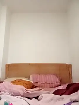 Snapshot of JessicaItalia chatting on December 4, 2025, 1:20 pm JessicaItalia online show from December 4, 2025, 1:20 pm