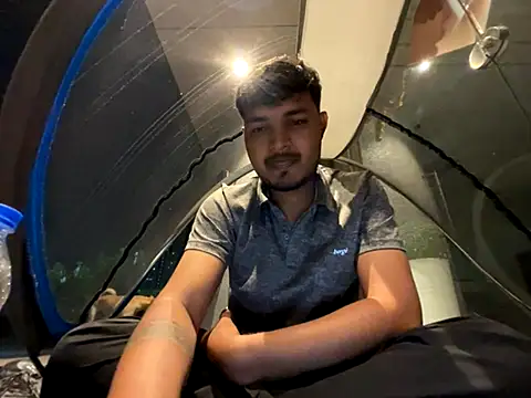 Snapshot of midnight_24 chatting on October 25, 2025, 6:13 pm midnight 24 online show from October 25, 2025, 6:13 pm