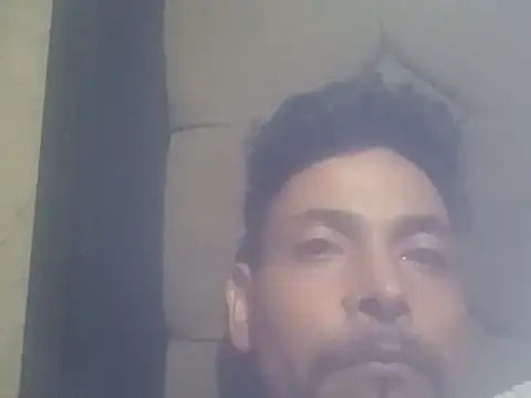 ConfidedAward online show from December 17, 2025, 9:48 am