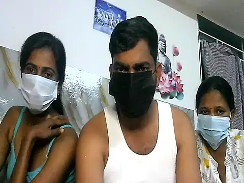 Snapshot of Tamil_india_couples_ chatting on February 18, 2026, 6:15 pm Tamil india couples online show from February 18, 2026, 6:15 pm