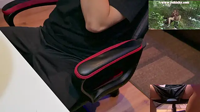 Nudistboyy22 online show from September 29, 2025, 6:02 pm