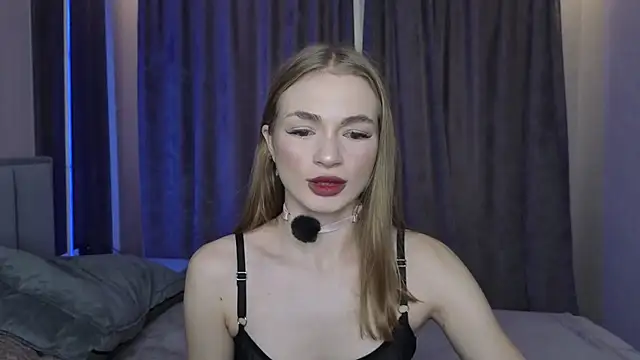 Snapshot of Pussyya777 chatting on November 10, 2025, 11:53 am Pussyya777 online show from November 10, 2025, 11:53 am