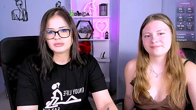 jeren smile online show from December 2, 2025, 8:26 pm