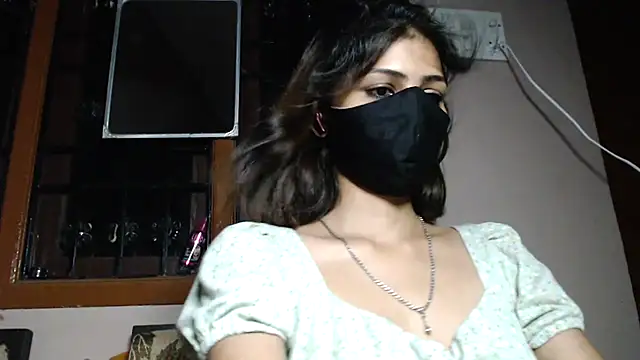 Snapshot of Isha_Sax chatting on October 9, 2025, 8:29 pm Isha Sax online show from October 9, 2025, 8:29 pm