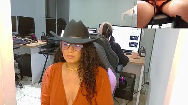 Snapshot of Dakota_Rainbow22 chatting on February 28, 2026, 4:19 pm Dakota Rainbow22 online show from February 28, 2026, 4:19 pm