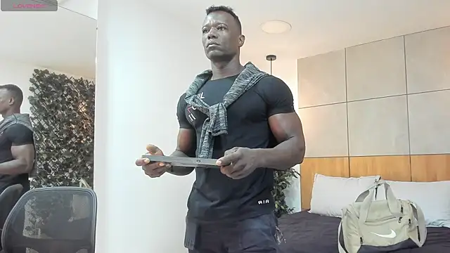 MarcusBlack  online show from January 12, 2026, 1:05 pm