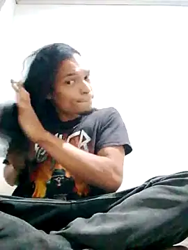 Snapshot of Skatecaos chatting on September 18, 2025, 1:24 pm Skatecaos online show from September 18, 2025, 1:24 pm