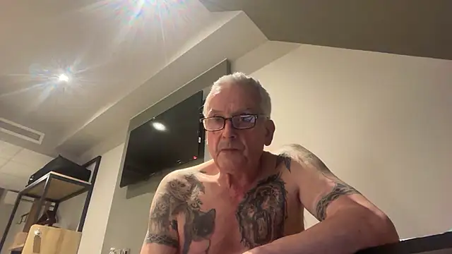 poggles online show from February 20, 2026, 7:58 pm