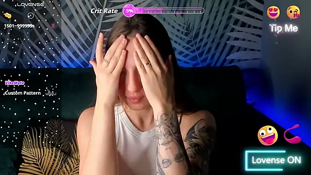 ChristyCrayme online show from February 6, 2026, 10:57 pm