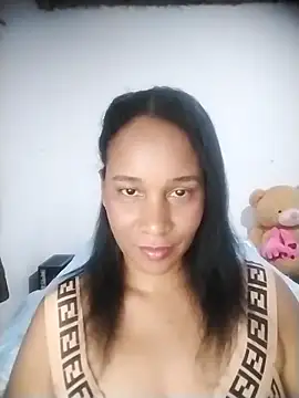 Snapshot of EbonyHorrny chatting on November 12, 2025, 1:50 am EbonyHorrny online show from November 12, 2025, 1:50 am