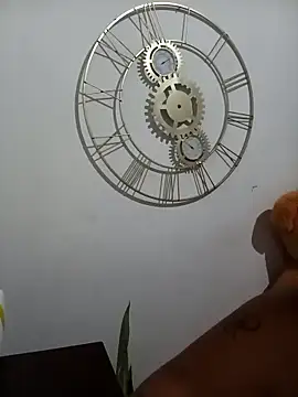 EbonyHorrny online show from May 10, 2026, 4:28 am