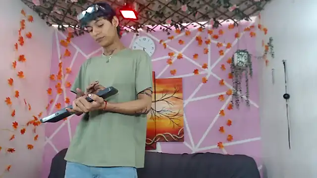 Bastian boyshot77 online show from October 5, 2025, 7:45 pm