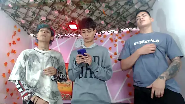 Bastian boyshot77 online show from October 28, 2025, 3:36 pm