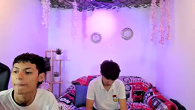 Snapshot of Bastian_boyshot77 chatting on January 17, 2026, 2:22 pm Bastian boyshot77 online show from January 17, 2026, 2:22 pm