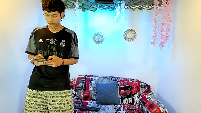 Snapshot of Bastian_boyshot77 chatting on February 1, 2026, 7:45 pm Bastian boyshot77 online show from February 1, 2026, 7:45 pm