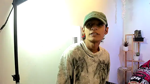 Snapshot of Bastian_boyshot77 chatting on February 19, 2026, 7:21 pm Bastian boyshot77 online show from February 19, 2026, 7:21 pm