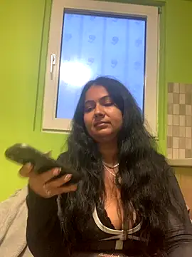 Melissa10 online show from November 20, 2025, 3:12 pm