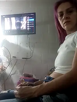 rose-crystal online show from April 1, 2026, 12:11 am