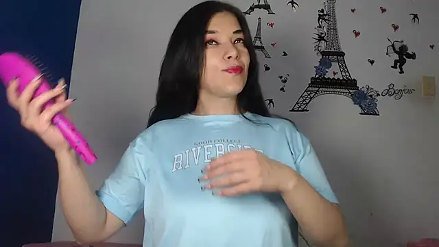 Snapshot of IVONNE_SEX chatting on September 10, 2025, 2:00 am IVONNE SEX online show from September 10, 2025, 2:00 am