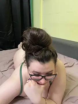 Snapshot of HaleyAyush chatting on February 15, 2026, 4:36 pm HaleyAyush online show from February 15, 2026, 4:36 pm