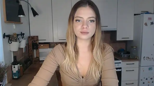 Snapshot of BuffyxLUST chatting on September 30, 2025, 7:02 am BuffyxLUST online show from September 30, 2025, 7:02 am