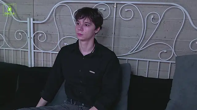 AnthonyHall online show from November 9, 2025, 4:55 am