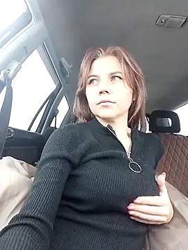 YOURLIKAA online show from December 18, 2025, 4:51 am