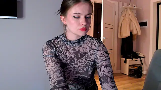 Snapshot of AlexaButttler chatting on October 24, 2025, 8:05 pm AlexaButttler online show from October 24, 2025, 8:05 pm